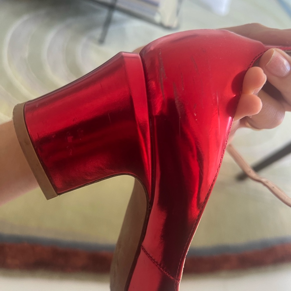 Valentino Shiny Red Heels - Picture 5 of 11